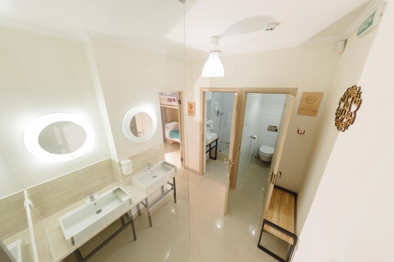A&A Hostel Lviv Ngoại thất bức ảnh